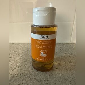 REN AHA Glow Tonic